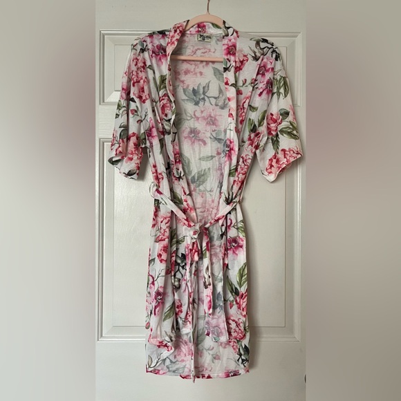Show Me Your MuMu Other - Show Me Your MuMu Floral Pink & Green Sheer Robe